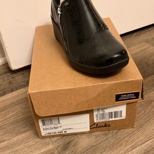 Clarks Black Crinkle Patent Leather Shoes